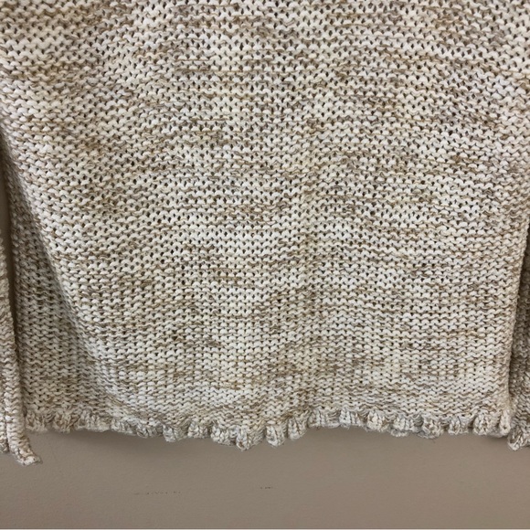 BCBGMaxAzria Cardigan Womens L Cream Tan Knit Y2K Button Front Ruffle Sw… - Picture 9 of 10